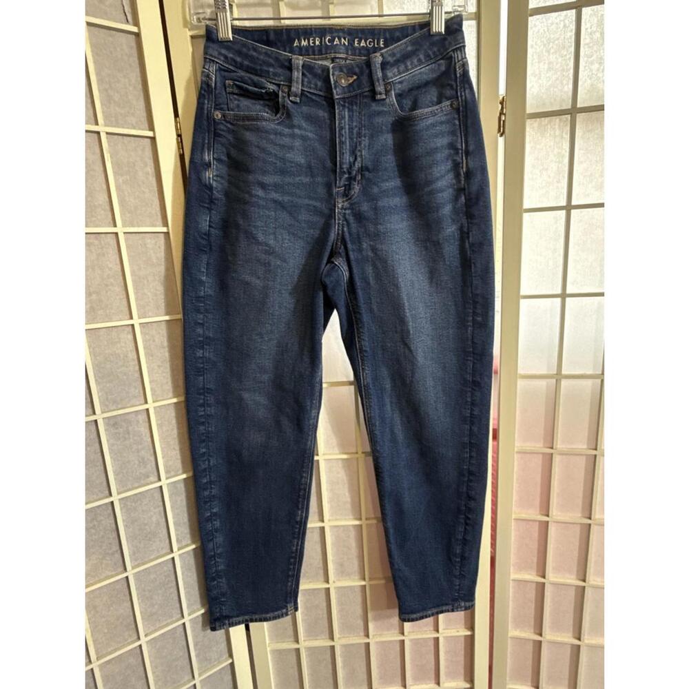 American Eagle Stretch Mom Tinted Medium Straight Leg Jeans 90s Women Sz 4 SHORT
